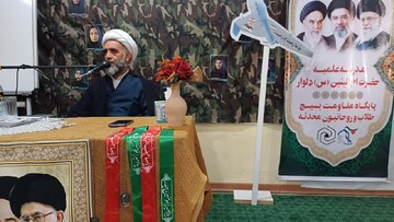 تصاویر/ برگزاری نشست بصیرتی در مدرسه علمیه خواهران شهر دلوار