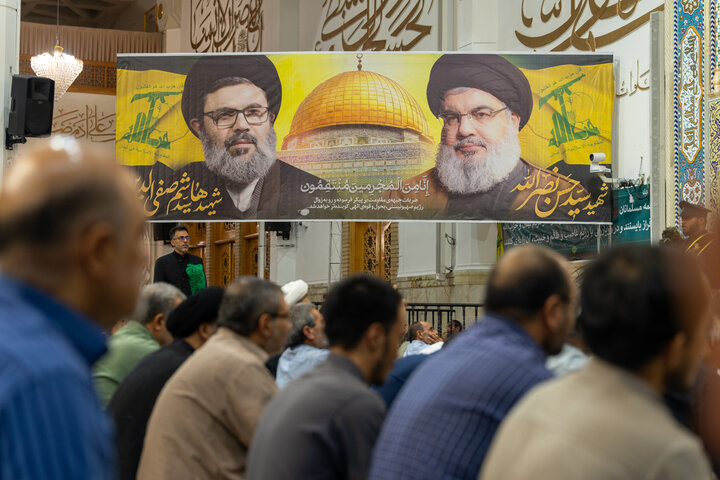 مراسم با شکوه بزرگداشت مجاهد کبیر شهید سید حسن نصرالله در حرم بانوی کرامت