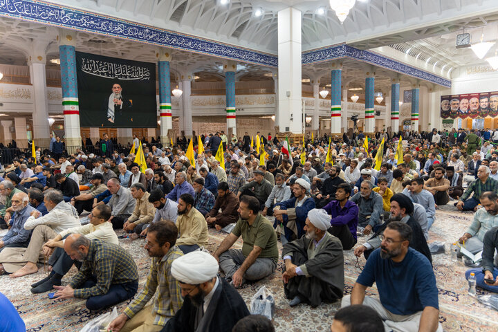 مراسم با شکوه بزرگداشت مجاهد کبیر شهید سید حسن نصرالله در حرم بانوی کرامت