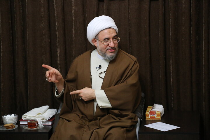 آیت‌الله محسن اراکی
