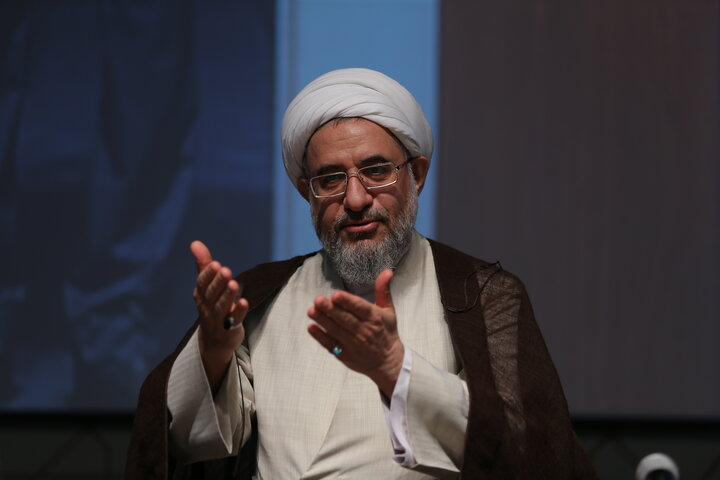آیت‌الله محسن اراکی