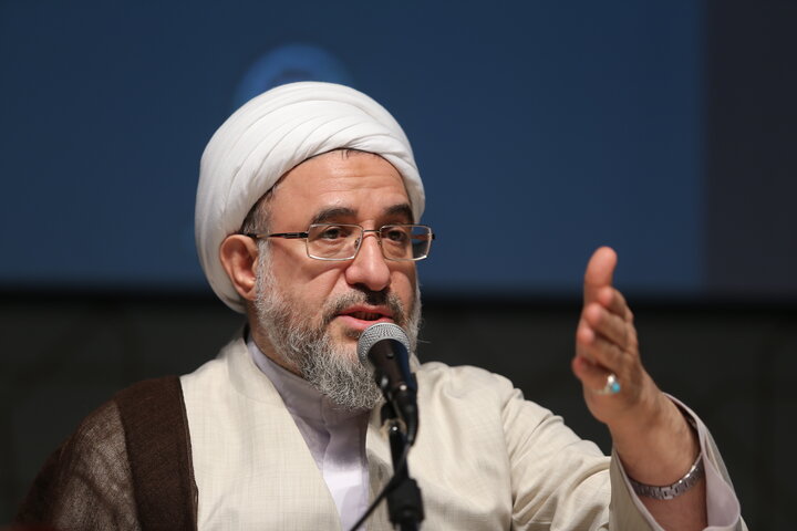آیت‌الله محسن اراکی