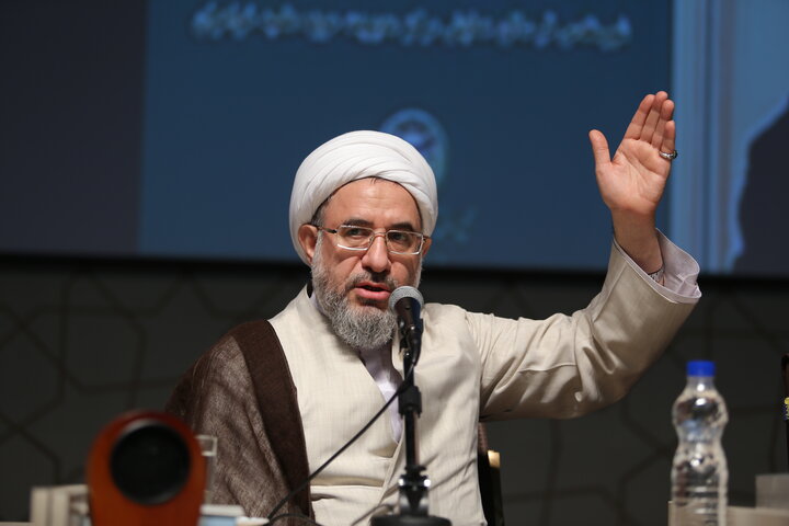 آیت‌الله محسن اراکی