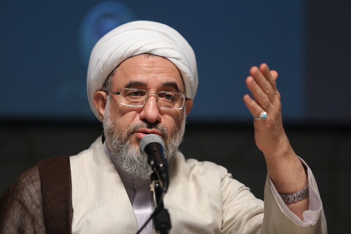 آیت‌الله محسن اراکی