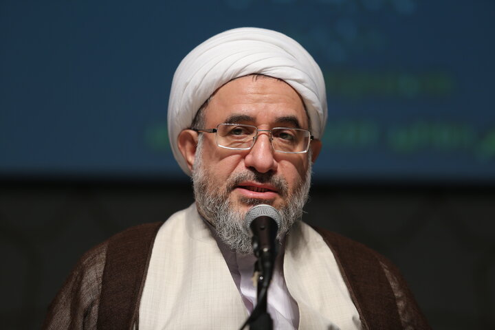 آیت‌الله محسن اراکی