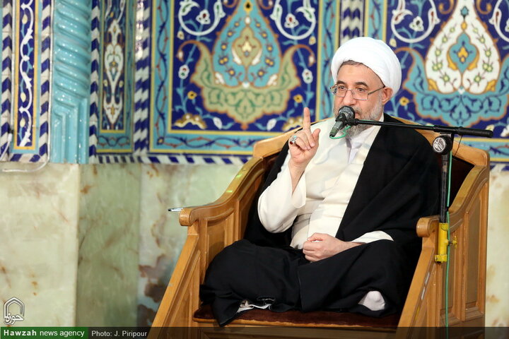 آیت‌الله محسن اراکی