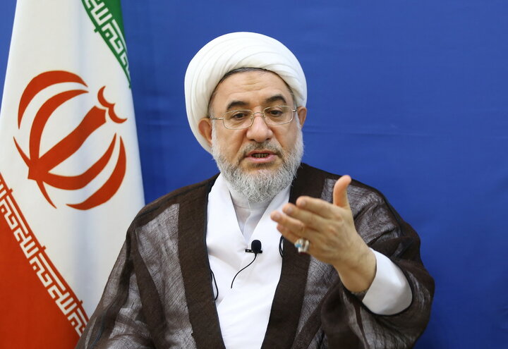 آیت‌الله محسن اراکی