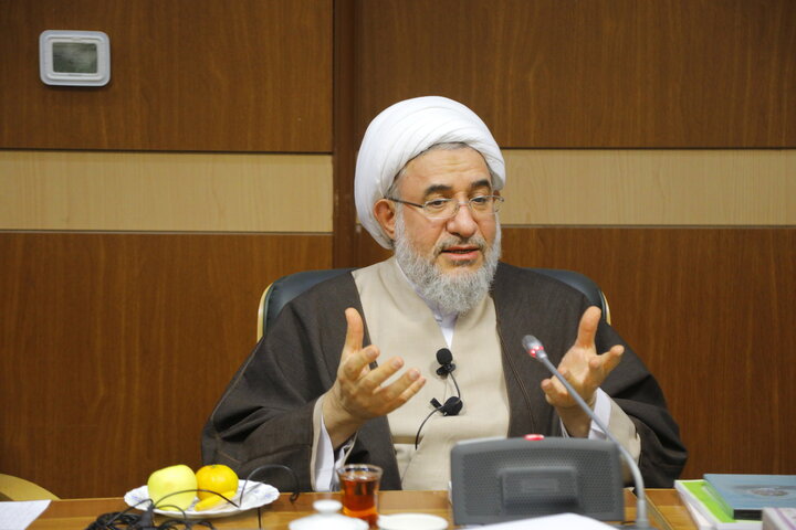 آیت‌الله محسن اراکی