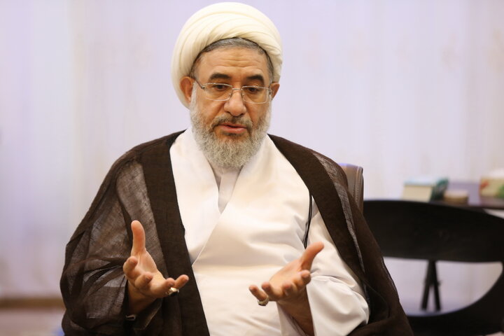 آیت‌الله محسن اراکی