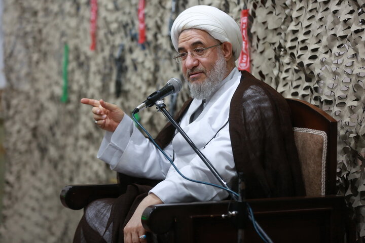 آیت‌الله محسن اراکی