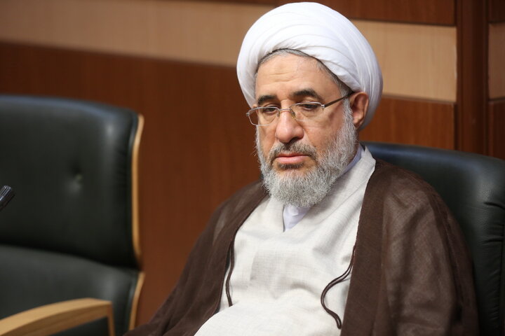 آیت‌الله محسن اراکی