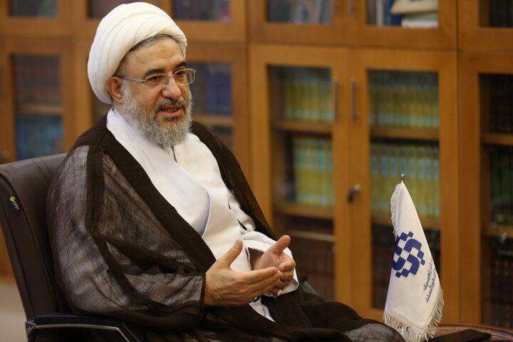 آیت‌الله محسن اراکی