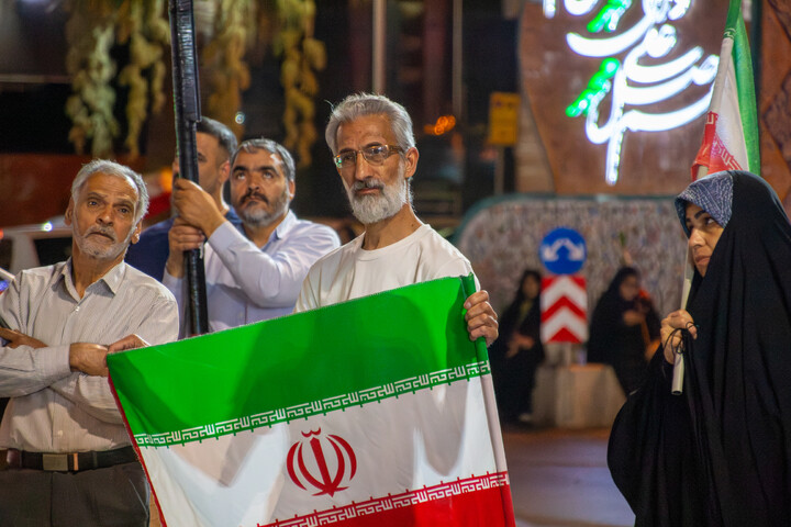 تصاویر/ اقامه نماز استغاثه توسط مدیر حوزه علمیه استان کرمان در میدان آزادی
