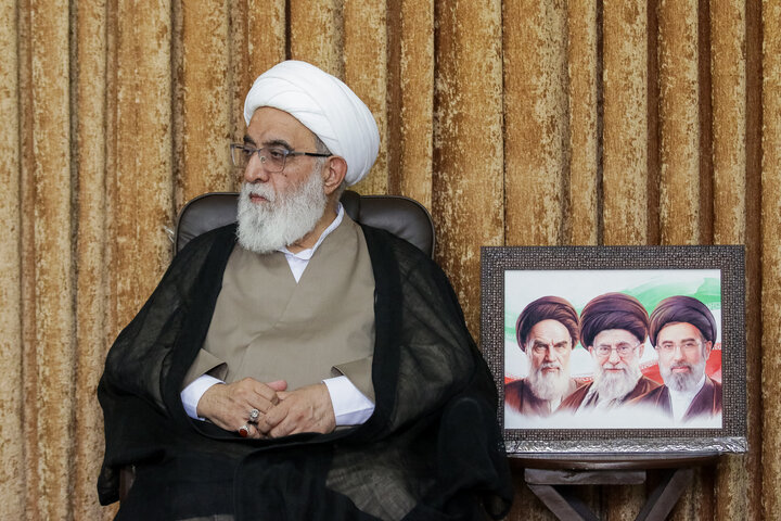 آیت‌الله‌ محمدمهدی شب‌زنده‌دار