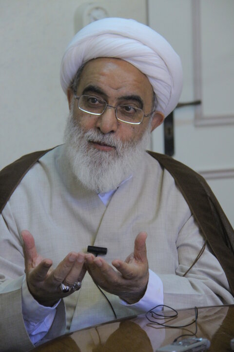 آیت‌الله‌ محمدمهدی شب‌زنده‌دار