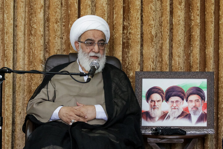 آیت‌الله‌ محمدمهدی شب‌زنده‌دار