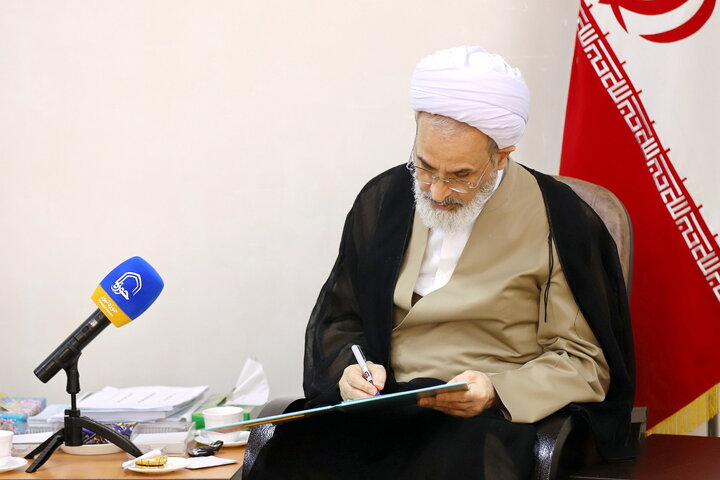 آیت‌الله علیرضا اعرافی