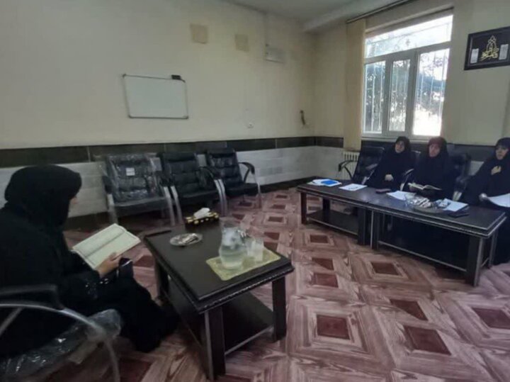 تصاویر/برگزاری فرآیند ارزیابی علمی داوطلبان ورود به مدارس علمیه خواهران لرستان