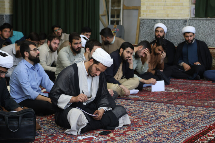 تصاویر / برگزاری جلسه درس اخلاق