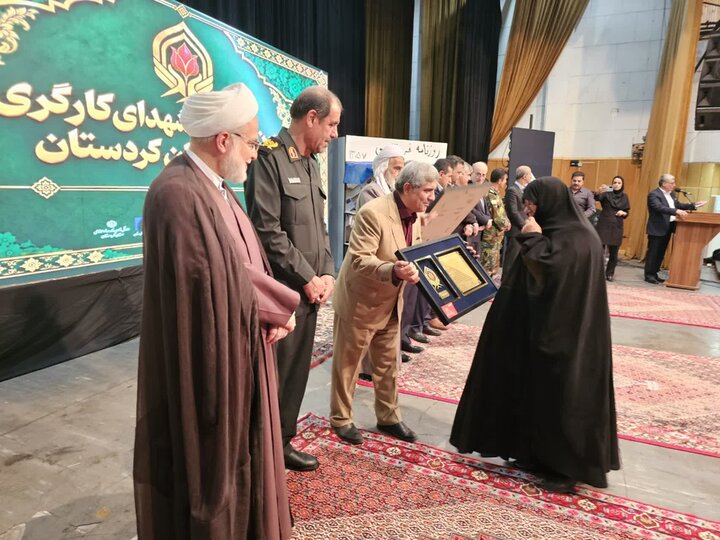 تصاویر/دومین اجلاسیه شهدای کارگری و اصناف استان کردستان