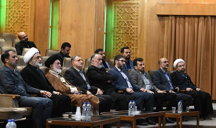 تصاویر/ مراسم تواصی به حق خادمان آستان مقدس حضرت عبدالعظیم(ع)