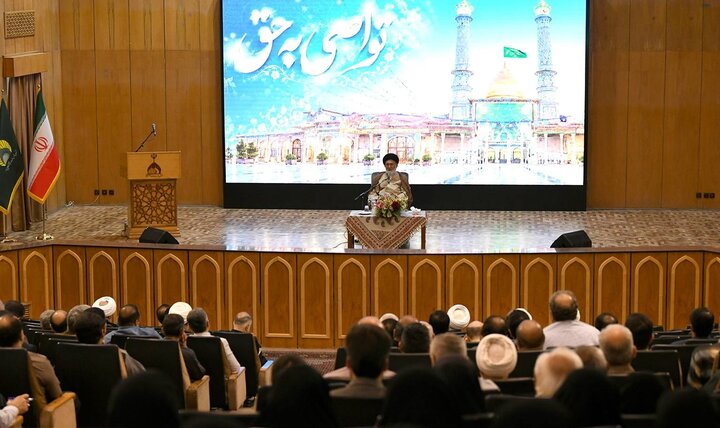 تصاویر/ مراسم تواصی به حق خادمان آستان مقدس حضرت عبدالعظیم(ع)