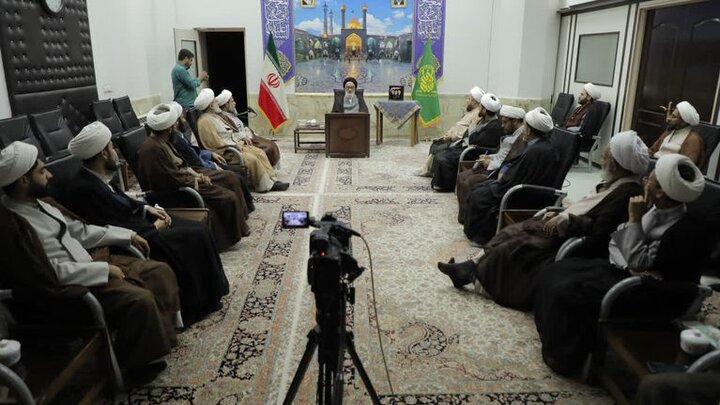 تصاویر/ دیدار مدیران مدارس علمیه استان هرمزگان با تولیت حرم مطهر فاطمه معصومه سلام الله علیها
