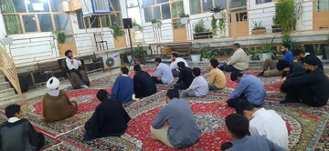 دین یک مقوله سیاسی، اجتماعی و فرهنگی است