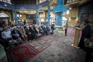 نماز جمعه سنگر پاسداری از اعتقادات و مقابله با شبهات دشمنان است