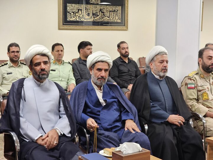 تصاویر/ دیدار پرسنل نیروی انتظامی کردستان با حجت الاسلام والمسلمین پورذهبی