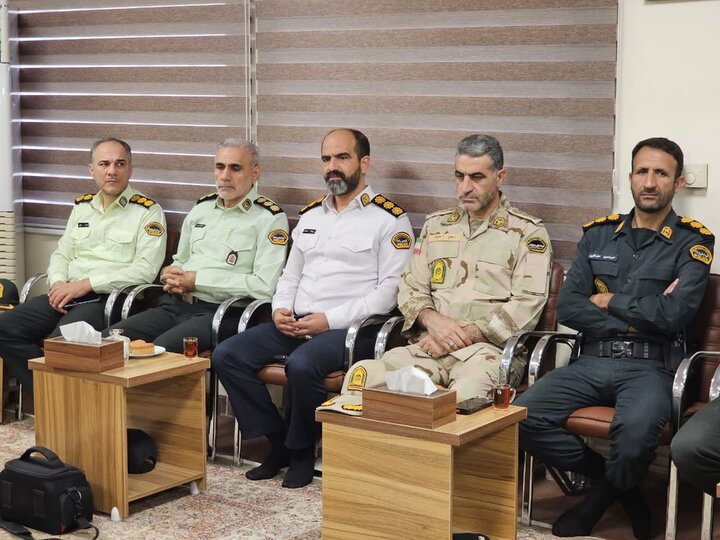 تصاویر/ دیدار پرسنل نیروی انتظامی کردستان با حجت الاسلام والمسلمین پورذهبی