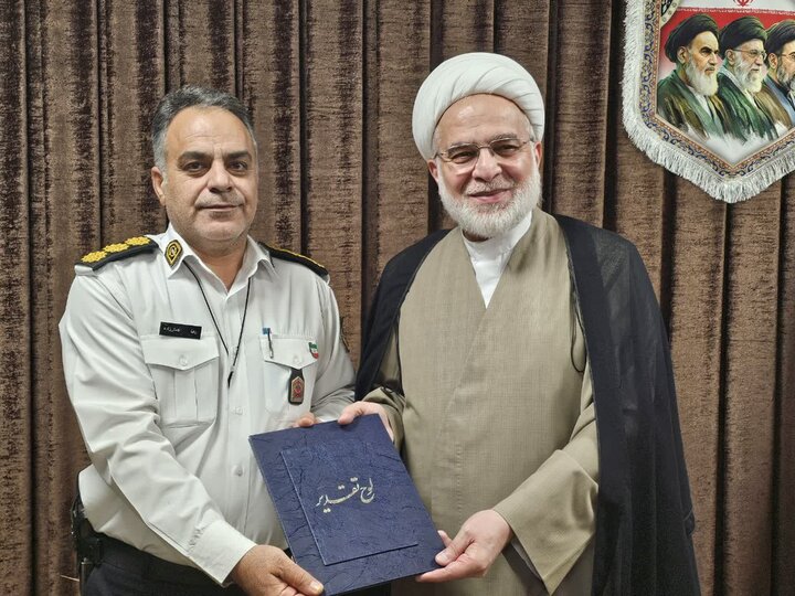 تصاویر/ دیدار پرسنل نیروی انتظامی کردستان با حجت الاسلام والمسلمین پورذهبی