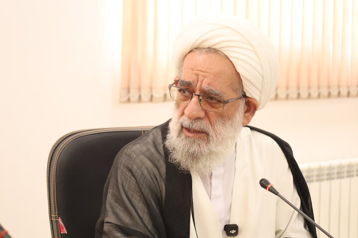 تصاویر/ دیدار مدیران مدارس علمیه استان هرمزگان با مسئول دبیرخانه شورای عالی حوزه‌های علمیه