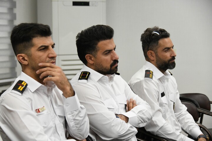 تصاویر|دیدار مدیر عامل سازمان آتش‌نشانی و خدمات ایمنی شهرداری اصفهان با امام جمعه