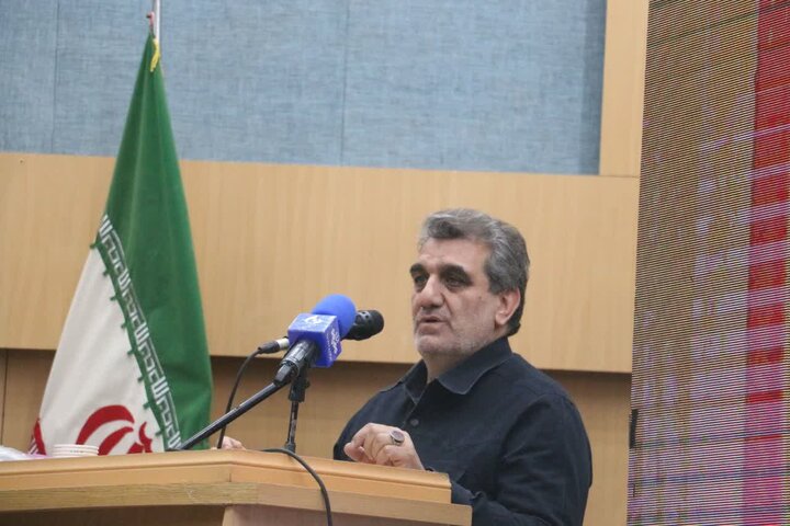 تصاویر/ تجلیل از فعالان میادین استان سمنان