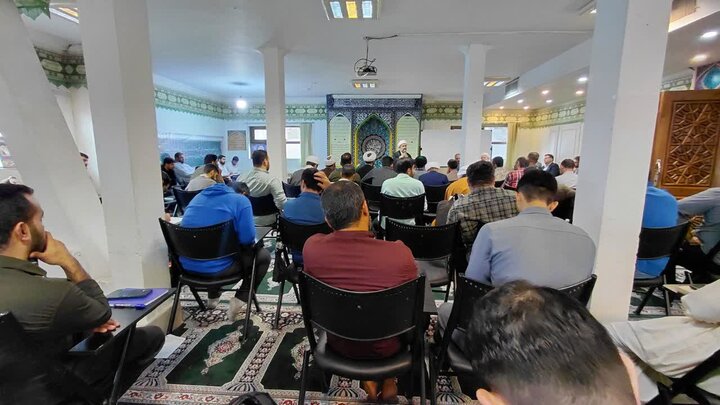 تصاویر/ برگزاری کارگاه کارآفرینی در مدرسه علمیه امام حسن عسکری (ع) آمل