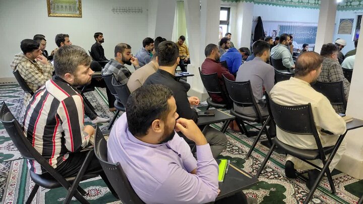 تصاویر/ برگزاری کارگاه کارآفرینی در مدرسه علمیه امام حسن عسکری (ع) آمل