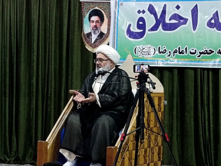 تصاویر/ جلسه اخلاق طلاب مدرسه علمیه امام رضا علیه السلام میاندوآب