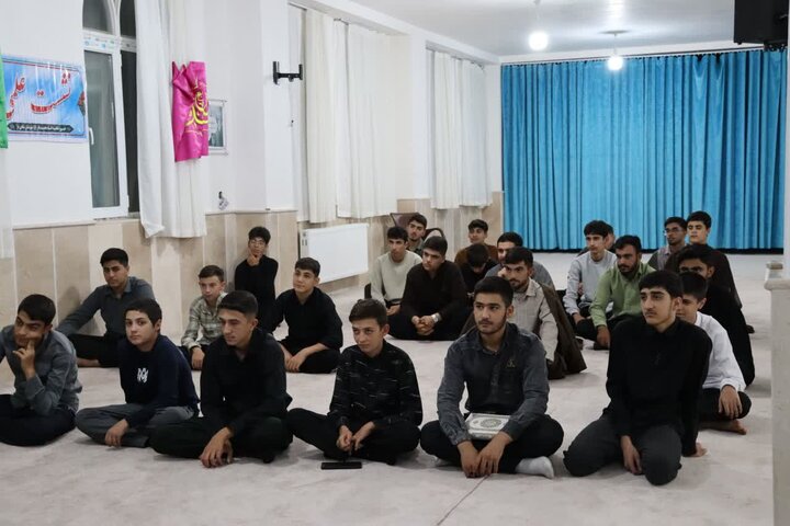 تصاویر/ جلسه اخلاق طلاب شاهین دژ