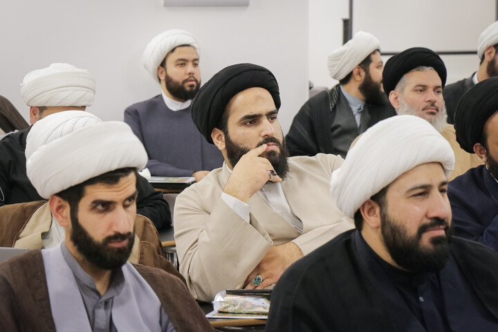 تصاویر/ اختتامیه دوره تربیت مدرس اندیشه‌های امام شهید رضوان الله تعالی علیه