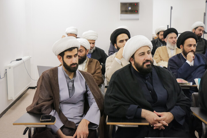 تصاویر/ اختتامیه دوره تربیت مدرس اندیشه‌های امام شهید رضوان الله تعالی علیه