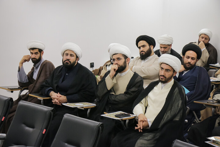 تصاویر/ اختتامیه دوره تربیت مدرس اندیشه‌های امام شهید رضوان الله تعالی علیه