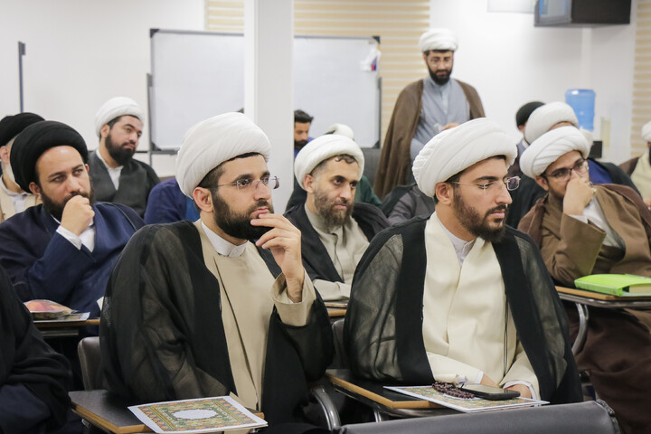 تصاویر/ اختتامیه دوره تربیت مدرس اندیشه‌های امام شهید رضوان الله تعالی علیه