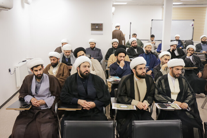 تصاویر/ اختتامیه دوره تربیت مدرس اندیشه‌های امام شهید رضوان الله تعالی علیه