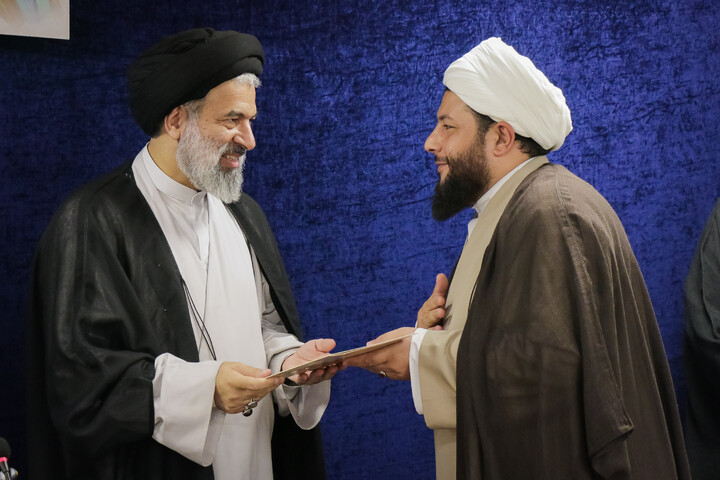 تصاویر/ اختتامیه دوره تربیت مدرس اندیشه‌های امام شهید رضوان الله تعالی علیه