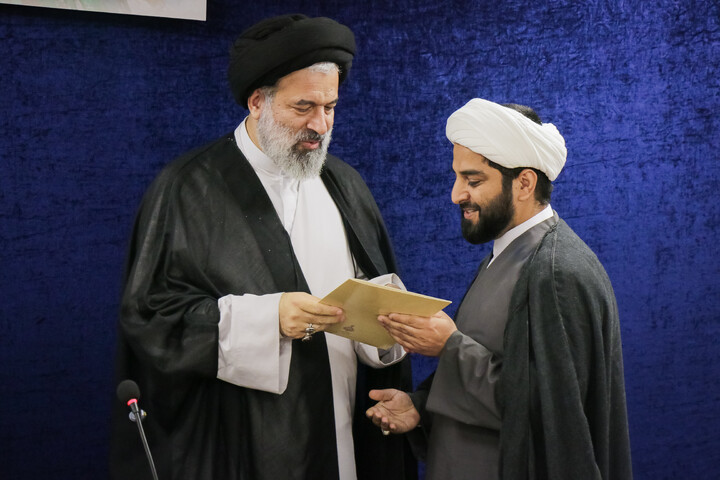 تصاویر/ اختتامیه دوره تربیت مدرس اندیشه‌های امام شهید رضوان الله تعالی علیه