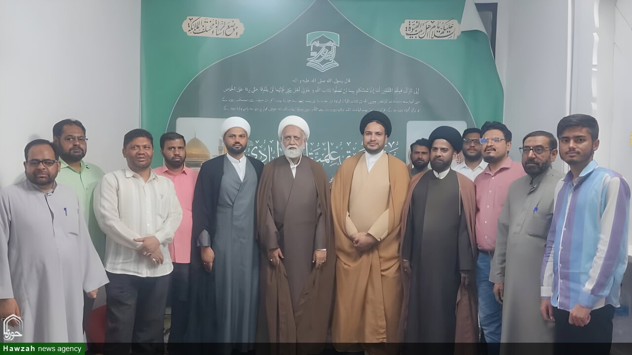 علمی نشست: انسان سازی میں ہمارا کردار؛ مدرسۂ علمیہ امام الہادیؑ قم میں علمی نشست کا انعقاد