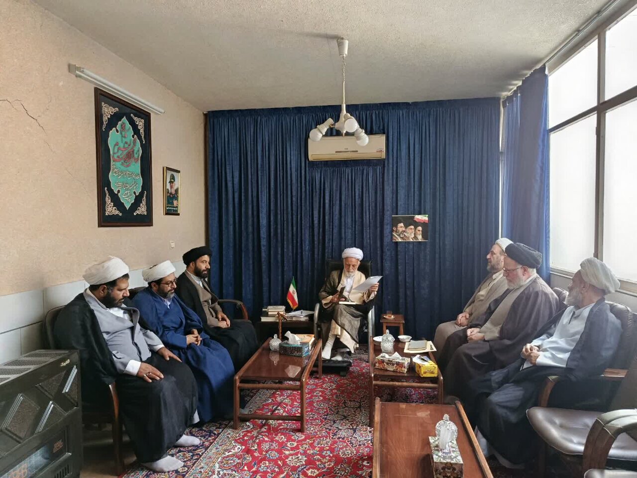عدالت در پرداخت‌ها و تأمین مسکن طلاب در اولویت قرار گیرد