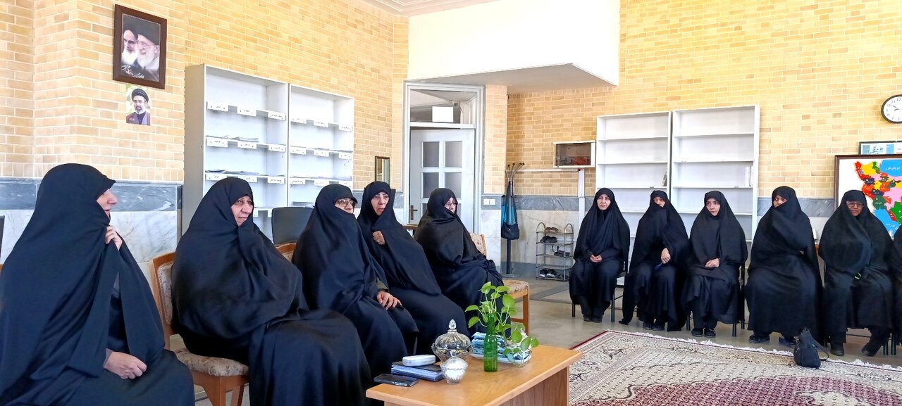 نقش‌آفرینی بانوان در خط مقدم جنگ نرم/ مراکز علمی و آموزشی از مهم‌ترین جبهه‌های جنگ شناختی هستند