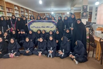 دانش‌آموزان با سلاح علم و ایمان در سنگر جهاد تبیین نقش‌آفرین باشند